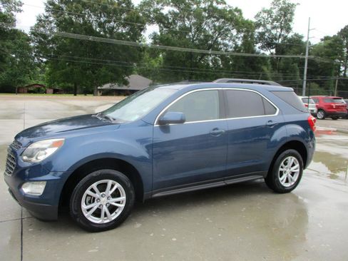 Used 2017 Chevrolet Equinox LT w/ Convenience Package FWD image 6