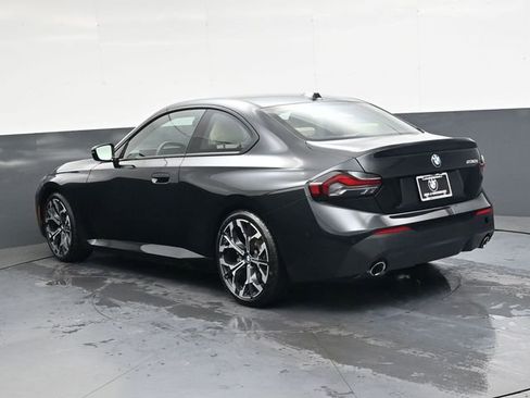 Used 2025 BMW 230i Coupe w/ Premium Package RWD image 6