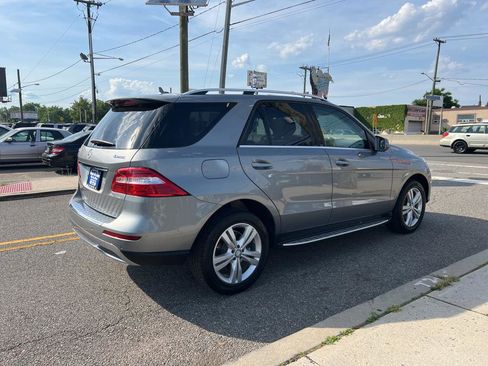 Used 2013 Mercedes-Benz ML 350 4MATIC image 3
