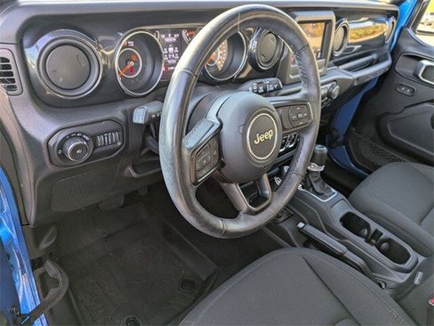 Used 2022 Jeep Wrangler Unlimited Sport image 7
