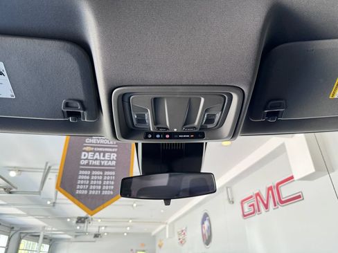 Certified 2023 Chevrolet Silverado 1500 Custom AWD/4WD image 25