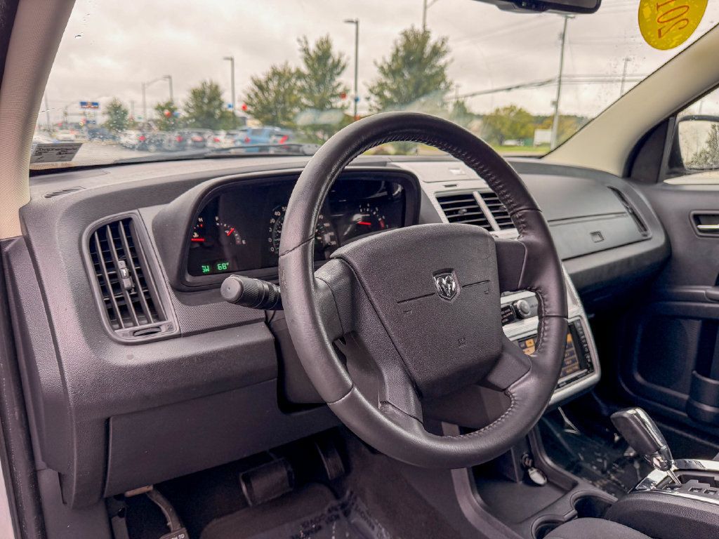 Used 2010 Dodge Journey SXT w/ Flexible Seating Group FWD image 14