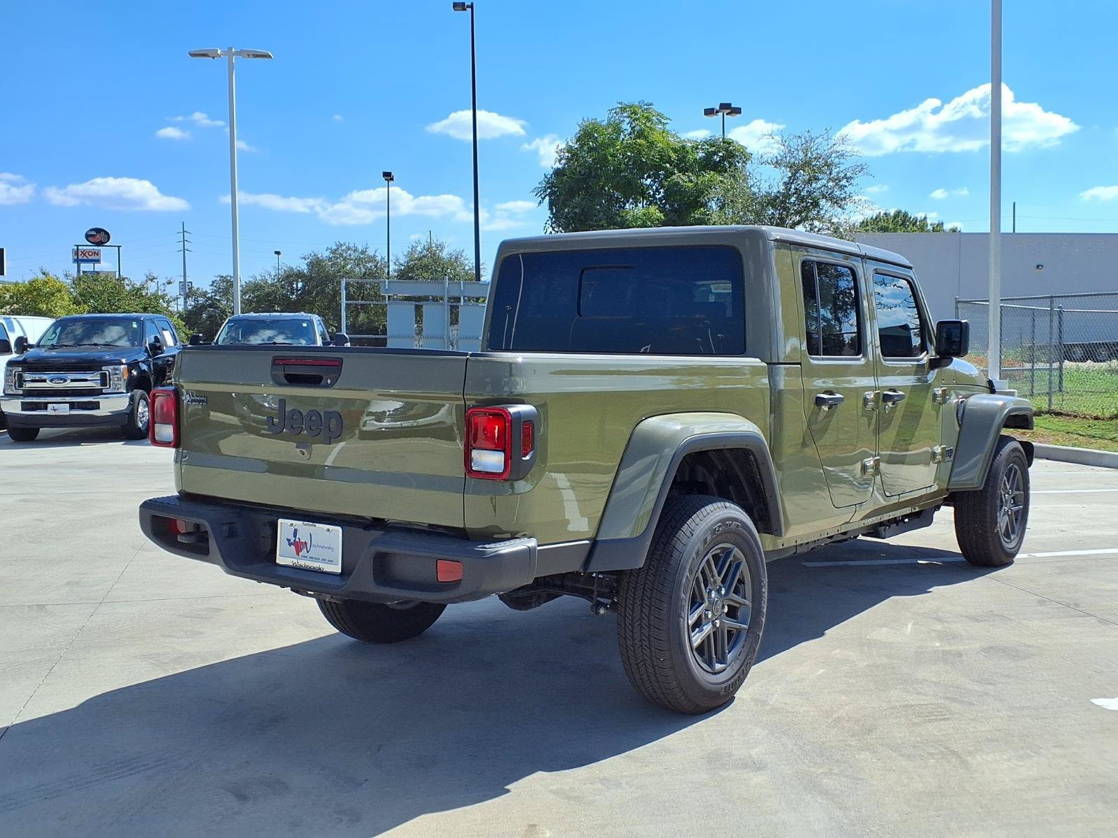 New 2026 Jeep Gladiator Sport AWD/4WD image 6