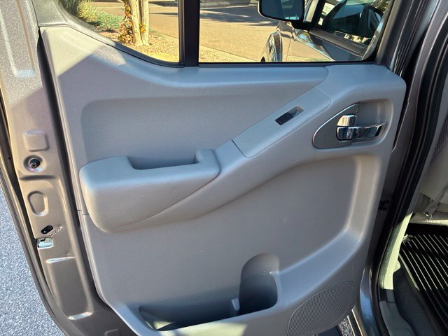 Used 2020 Nissan Frontier SV w/ Midnight Edition Floor Mats AWD/4WD image 22