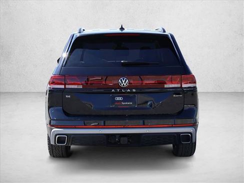 New 2026 Volkswagen Atlas Peak Edition AWD/4WD image 7