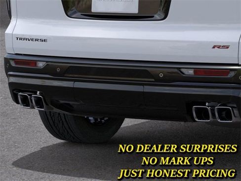 New 2026 Chevrolet Traverse RS image 14