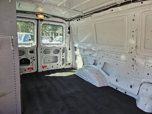 Used 2013 Ford E-150 and Econoline 150 image 22