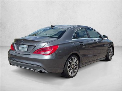 Used 2017 Mercedes-Benz CLA 250 4MATIC image 3