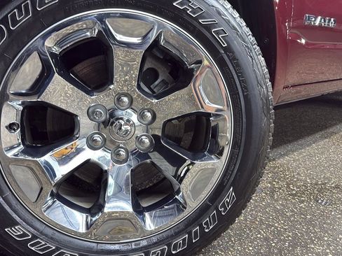 Used 2025 RAM 1500 Lone Star image 9