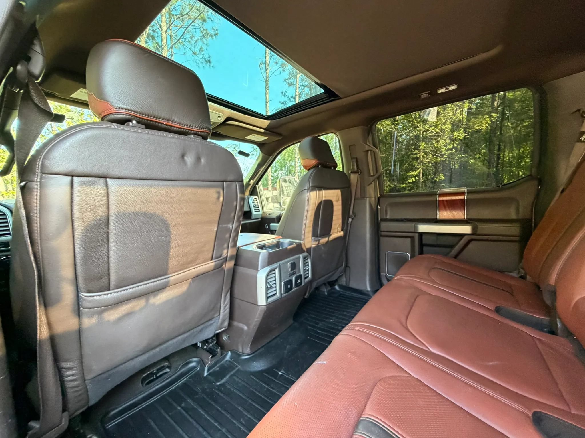 Used 2018 Ford F150 King Ranch w/ Equipment Group 601A Luxury AWD/4WD image 10