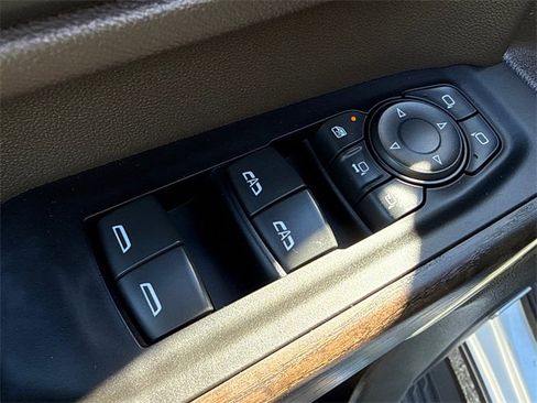 Used 2022 GMC Sierra 2500 Denali image 18