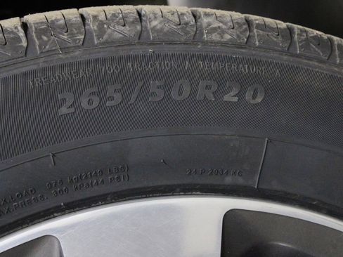 Used 2021 Jeep Grand Cherokee L Limited w/ Luxury Tech Group II image 47