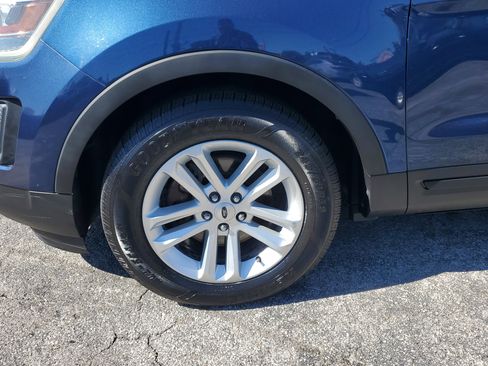 Used 2017 Ford Explorer FWD image 9