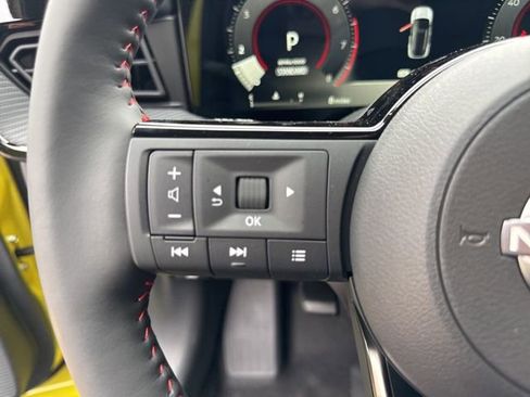 New 2026 Nissan Kicks SR w/ SR Premium Package AWD/4WD image 24