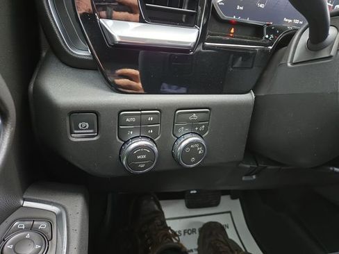 New 2026 GMC Sierra 1500 SLE w/ X31 Off-Road Package image 19