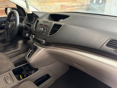 Used 2014 Honda CR-V LX image 17