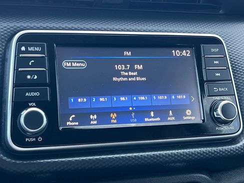 Used 2024 Nissan Kicks S image 21