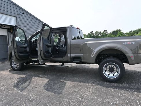New 2026 Ford F450 Lariat w/ Lariat Ultimate Package AWD/4WD image 55