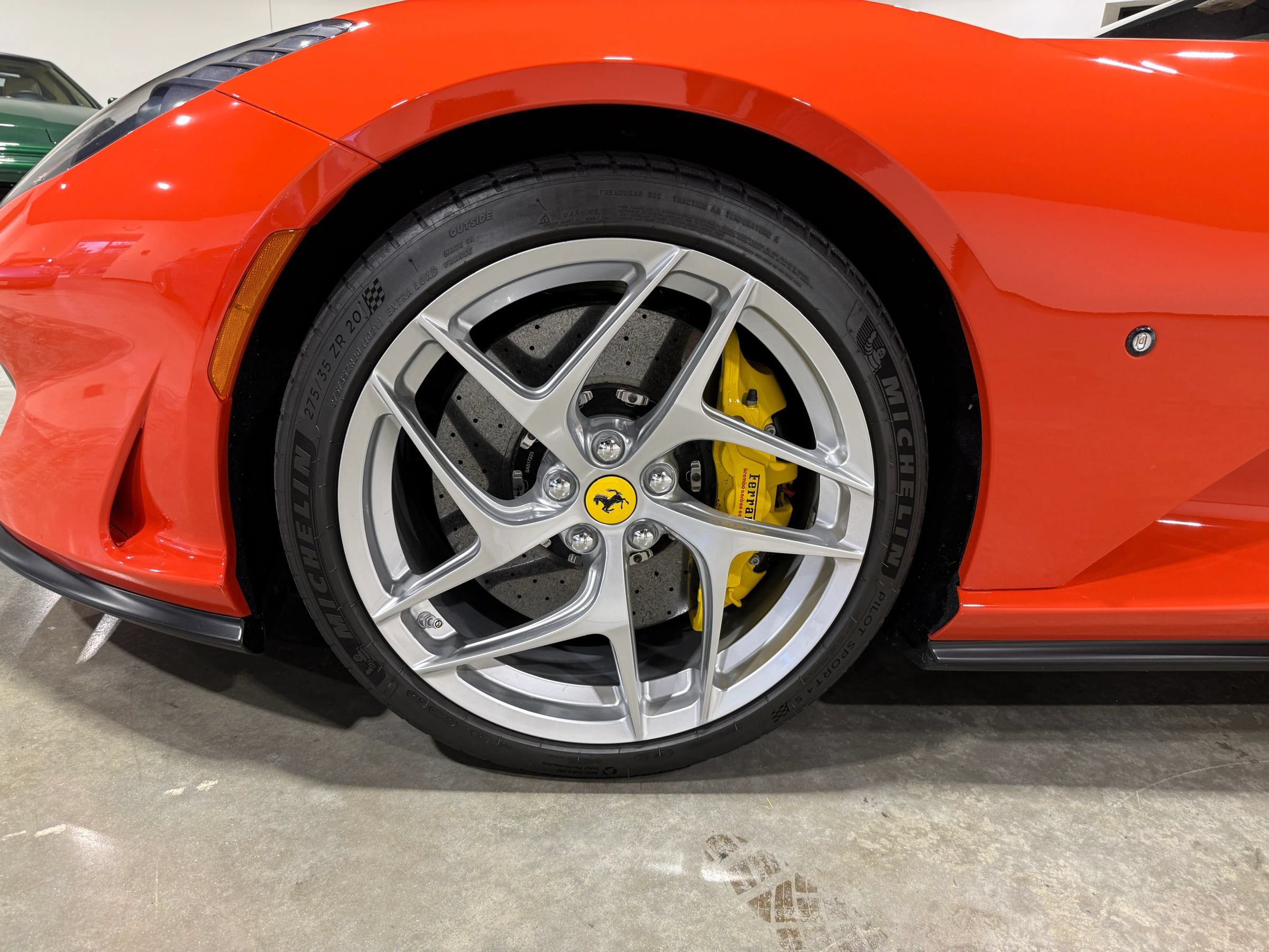 Used 2020 Ferrari 812 Superfast RWD image 11