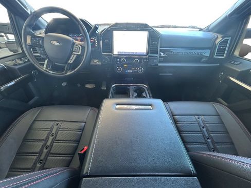 Used 2022 Ford F250 Lariat w/ Lariat Ultimate Package AWD/4WD image 2