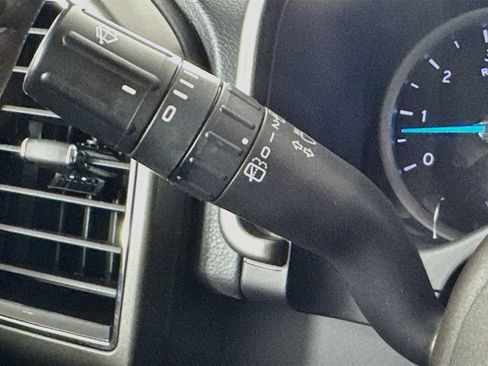 Used 2021 Ford Expedition XLT RWD image 14