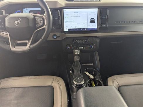 Used 2023 Ford Bronco Wildtrak image 26