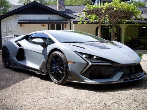 Used 2024 Lamborghini Revuelto AWD/4WD image 6