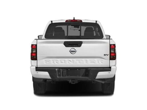 Used 2023 Nissan Frontier SV image 8