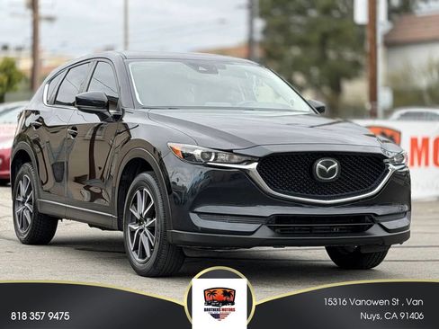 Used 2018 MAZDA CX-5 Touring w/ Preferred Equipment Package FWD image 1