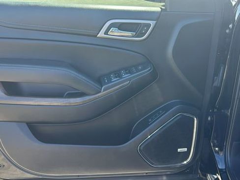 Used 2018 GMC Yukon Denali w/ Denali Ultimate Package AWD/4WD image 18