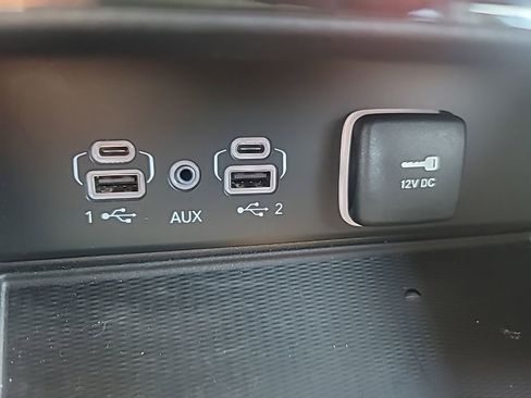Used 2025 Jeep Grand Cherokee L Limited w/ Luxury Tech Group II RWD image 26