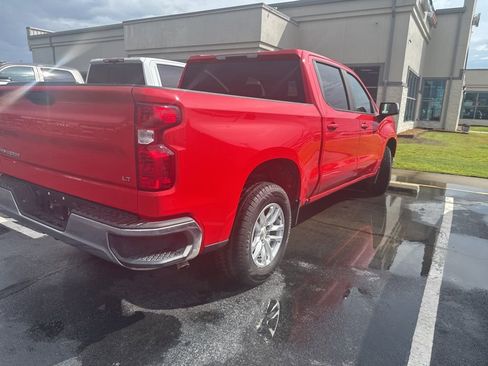 Used 2020 Chevrolet Silverado 1500 LT RWD image 4