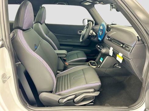 New 2026 MINI Cooper 2-Door Hardtop image 19