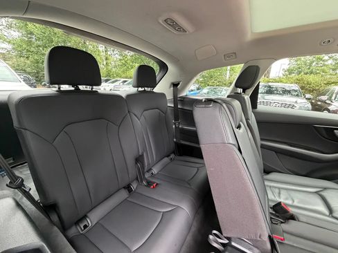 Used 2021 Audi Q7 3.0T Premium Plus AWD/4WD image 14