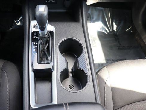 Used 2025 Nissan Altima 2.5 SV image 34