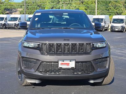 New 2025 Jeep Grand Cherokee Altitude
