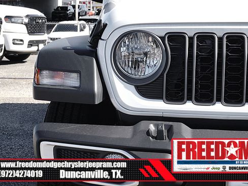 New 2026 Jeep Gladiator Sport AWD/4WD image 43