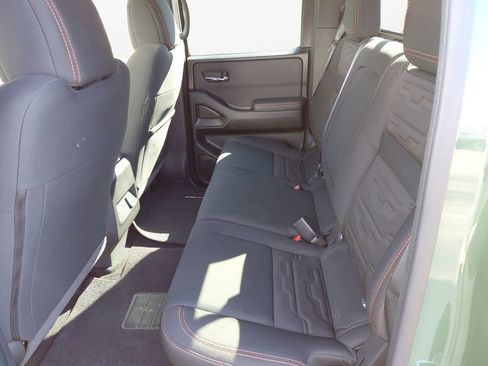 Used 2024 Nissan Frontier Pro-X w/ Pro Convenience Package RWD image 13