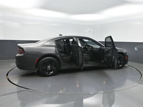 Used 2023 Dodge Charger SXT RWD image 39