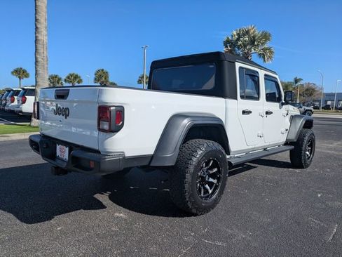 Used 2020 Jeep Gladiator Sport w/ Quick Order Package 24S image 4