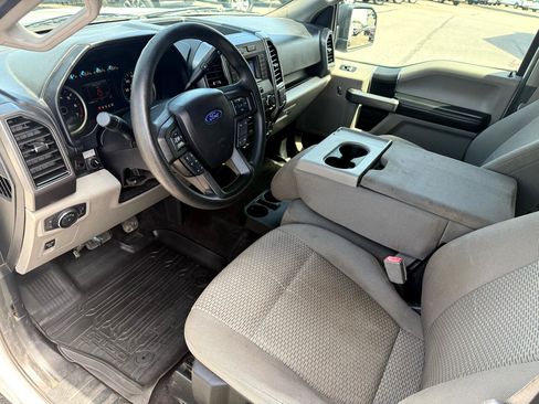 Used 2018 Ford F150 XLT w/ Trailer Tow Package image 12