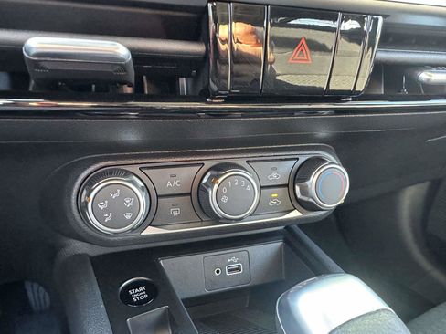 Used 2025 Nissan Kicks S image 22