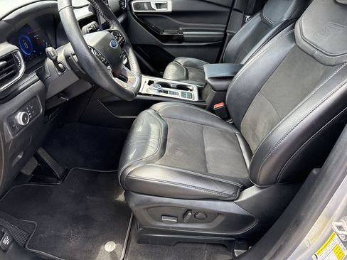 Used 2022 Ford Explorer ST w/ ST Street Pack RWD image 9