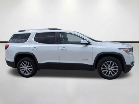 Used 2017 GMC Acadia SLE FWD image 3