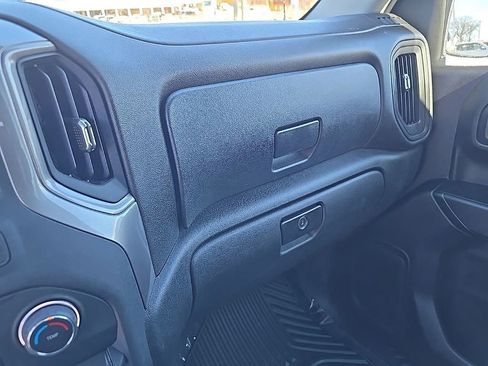 Used 2023 Chevrolet Silverado 1500 Custom image 18