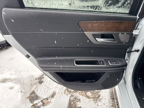 Used 2020 Jaguar XF Checkered Flag image 18