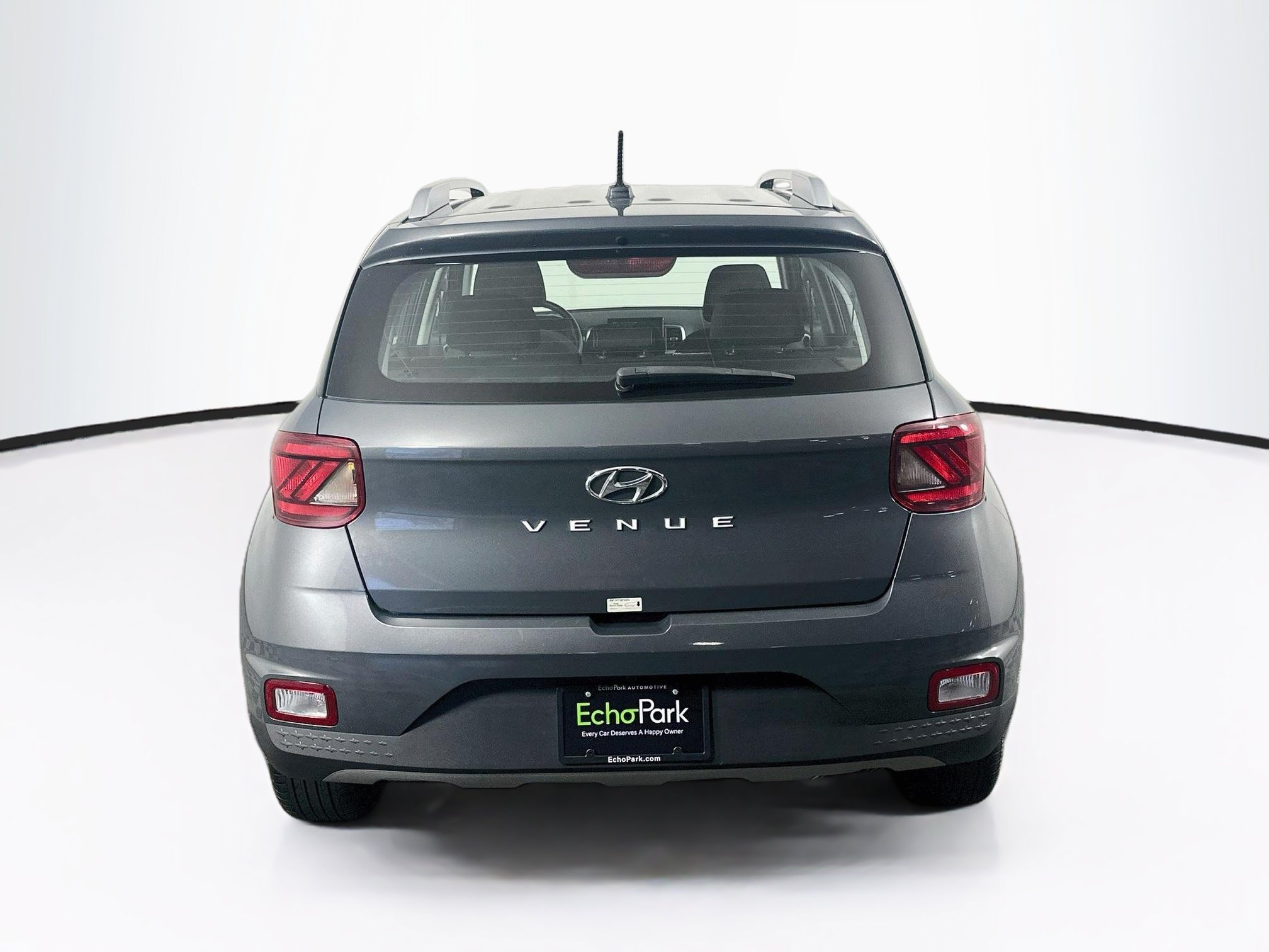 Used 2025 Hyundai Venue SEL FWD image 7