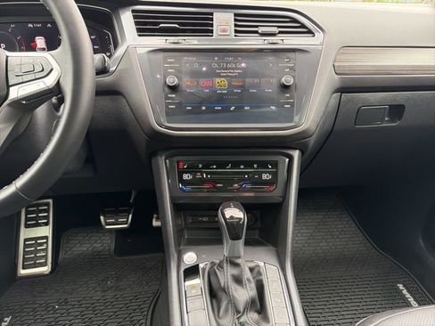 Used 2023 Volkswagen Tiguan SEL R-Line AWD/4WD image 26