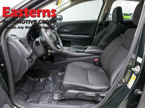 Used 2018 Honda HR-V LX image 14