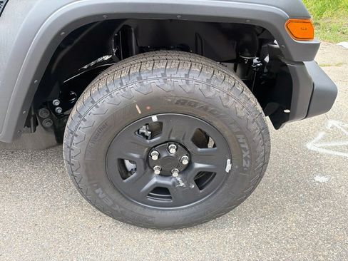 New 2026 Jeep Wrangler Unlimited Sport AWD/4WD image 28